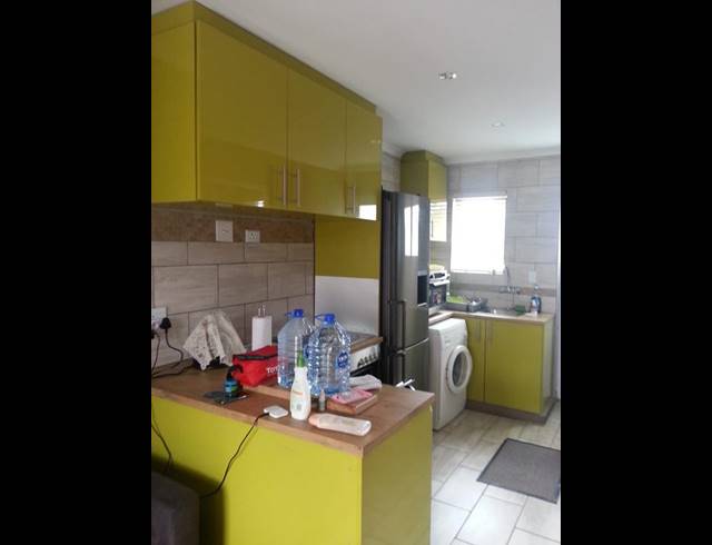 3 BEDROOM HOUSE FOR SALE IN WEST BEACH